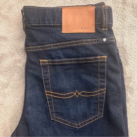 Lucky Brand Classic Straight Dark Wash  Blue Denim Boys Size 18 - Picture 2 of 9